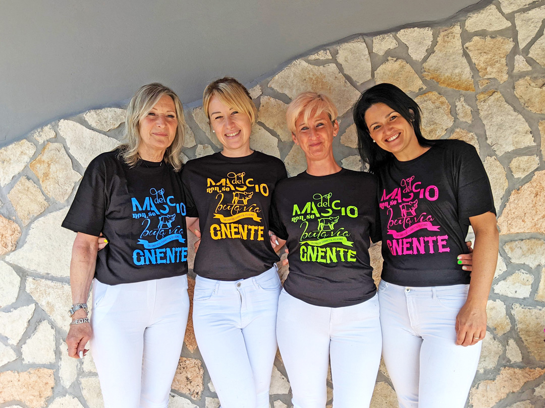 La nostra t-shirt “Del mas-cio non se bùta via gnénte“